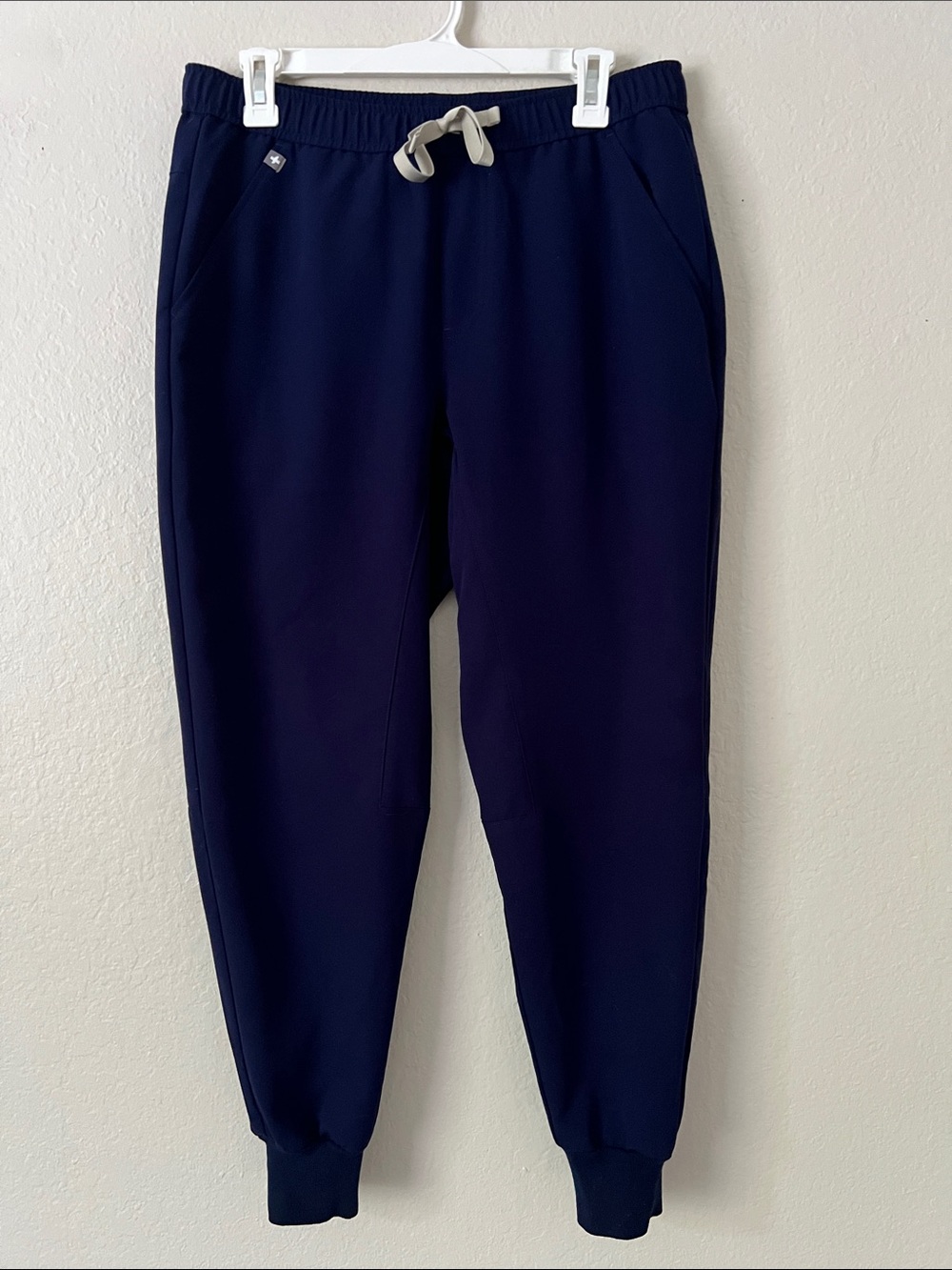 EUC FIGS Scrub Jogger Pants Navy PO 1809  In Size M/S